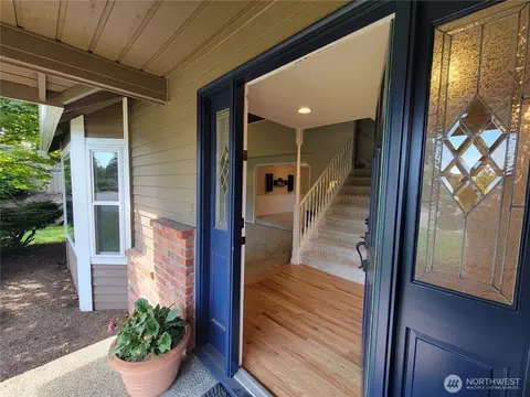 Entry Way - 23926 25th Dr SE, Bothell, WA 98021 photo 1 of 2