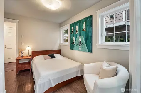 Bedroom - 128 B 25th Ave E, Seattle, WA 98112 photo 5 of 5
