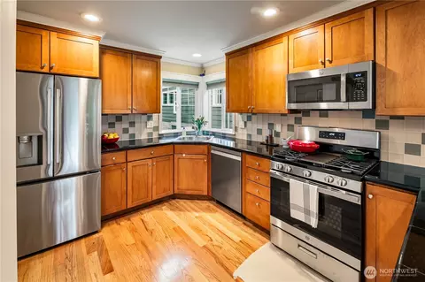 Kitchen - 128 B 25th Ave E, Seattle, WA 98112 photo 1 of 4