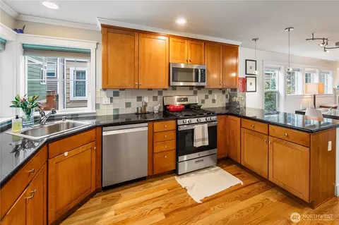 Kitchen - 128 B 25th Ave E, Seattle, WA 98112 photo 2 of 4