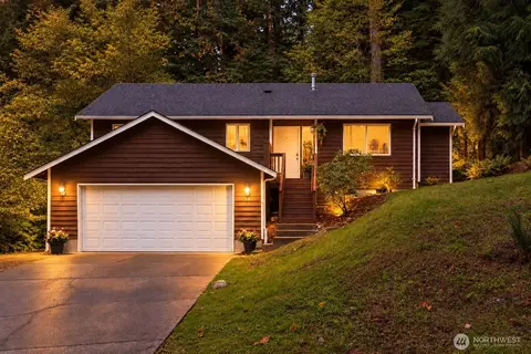 13 Rocky Ridge Dr, Bellingham, WA 98229