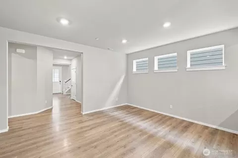 Living - 18419 7th Ave W, Bothell, WA 98012 photo 2 of 5