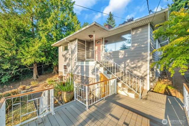 8814 14th Ave SW, Seattle, WA 98106