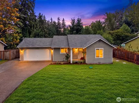 20206 La Paloma Dr E, Bonney Lake, WA 98391