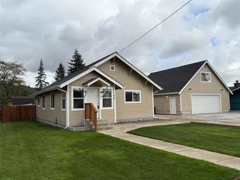410 E Scott St, Aberdeen, WA 98520