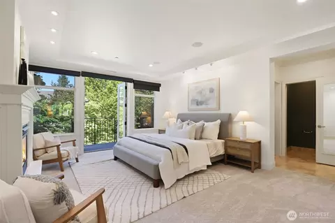 Bedroom - 719 Harvard Ave E, Seattle, WA 98102 photo 1 of 3