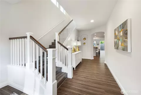 Entry Way - 20340 85th Pl NE, Bothell, WA 98011 photo 3 of 3
