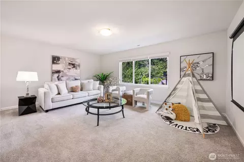 Living - 20340 85th Pl NE, Bothell, WA 98011 photo 4 of 5