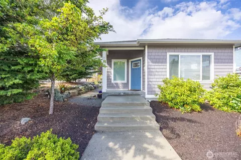 3320 Q Ave, Anacortes, WA 98221