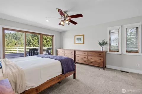 Bedroom - 16231 Valhalla Dr, Bothell, WA 98011 photo 1 of 6