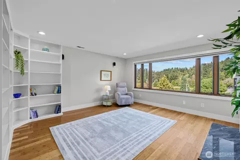 Living - 16231 Valhalla Dr, Bothell, WA 98011 photo 4 of 5