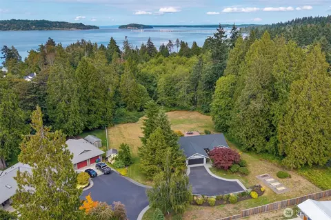 1314 NE Sunset Way, Poulsbo, WA 98370