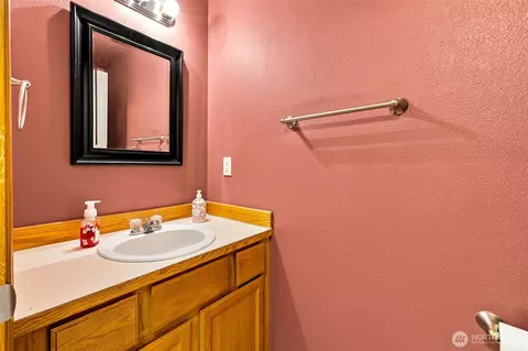 Bath - 25517 35th Ave E, Spanaway, WA 98387 photo 1 of 3