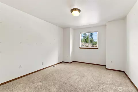 Bedroom - 25517 35th Ave E, Spanaway, WA 98387 photo 1 of 4