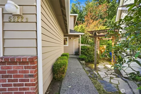 Exterior - 5822 14th Dr W #B, Everett, WA 98203 photo 2 of 8