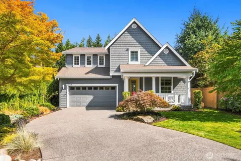 34705 SE Carmichael Loop, Snoqualmie, WA 98065