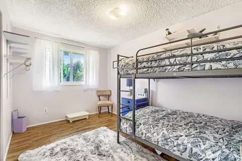Bedroom - 9307 3rd Pl SE, Everett, WA 98208 photo 6 of 7