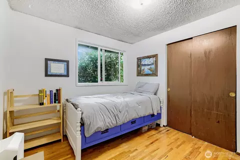 Bedroom - 9307 3rd Pl SE, Everett, WA 98208 photo 7 of 7