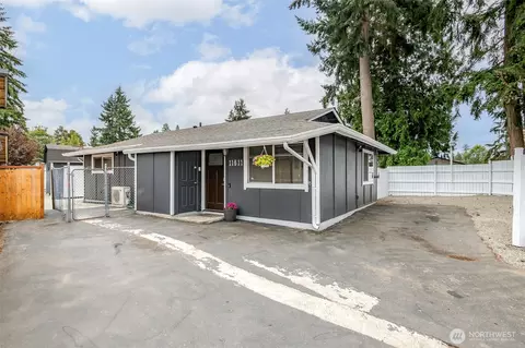 11811 SE 318th Pl, Auburn, WA 98092