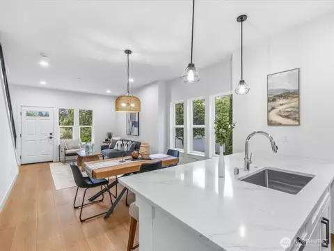 Other - 817 Olympic Blvd #B, Everett, WA 98203 photo 1 of 4