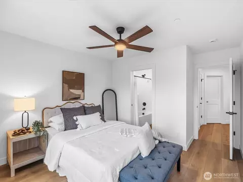 Bedroom - 817 Olympic Blvd #B, Everett, WA 98203 photo 4 of 4