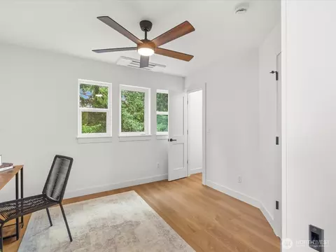 Other - 817 Olympic Blvd #B, Everett, WA 98203 photo 4 of 4