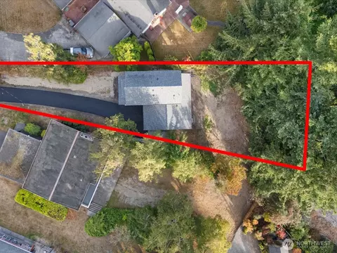View/Area - 817 Olympic Blvd #B, Everett, WA 98203 photo 5 of 5