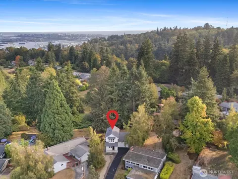 View/Area - 817 Olympic Blvd #B, Everett, WA 98203 photo 1 of 5