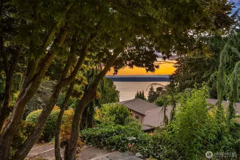2605 SW 151st Pl, Burien, WA 98166