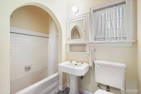 Bath - 9917 NE 190th St, Bothell, WA 98011 photo 1 of 3