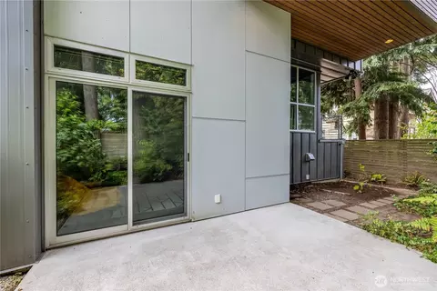 Exterior - 2112 N 46th St, Seattle, WA 98103 photo 7 of 13