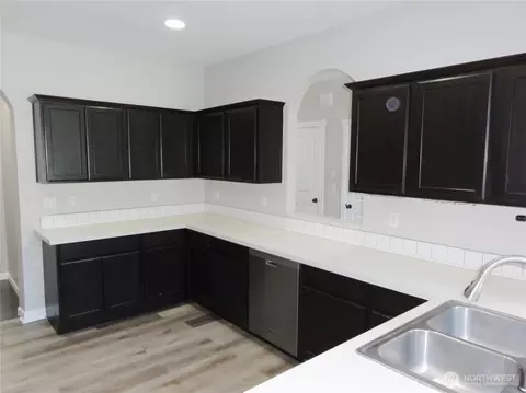 Kitchen - 18505 11th Ln E, Spanaway, WA 98387 photo 2 of 2
