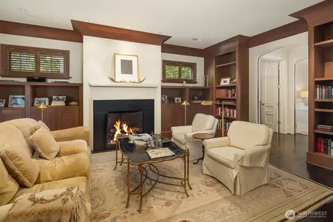 Living - 1065 Summit Ave E, Seattle, WA 98102 photo 2 of 4