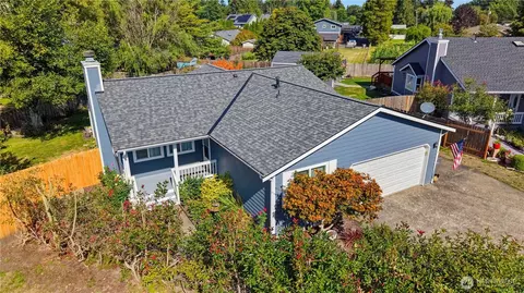 756 Oakhurst Dr, Pacific, WA 98047