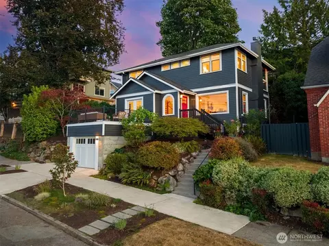 Exterior - 3205 E Pine St, Seattle, WA 98122 photo 10 of 10