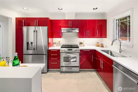 Kitchen - 3205 E Pine St, Seattle, WA 98122 photo 1 of 2