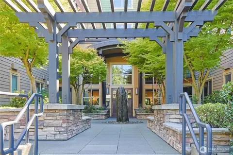 Exterior - 15700 116th Ave NE #209, Bothell, WA 98011 photo 4 of 5