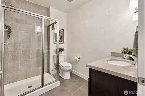 Bath - 15700 116th Ave NE #209, Bothell, WA 98011 photo 1 of 2