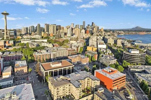 133 Queen Anne Ave N #304, Seattle, WA 98109