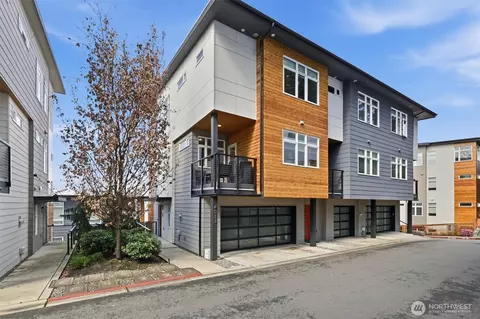 4033 129th Pl SE, Bellevue, WA 98006