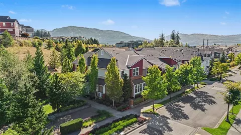 1423 NE Hickory Ln, Issaquah, WA 98029