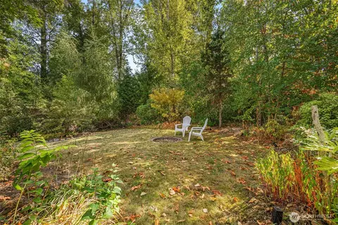 Exterior - 1226 224th Pl SW, Bothell, WA 98021 photo 2 of 5