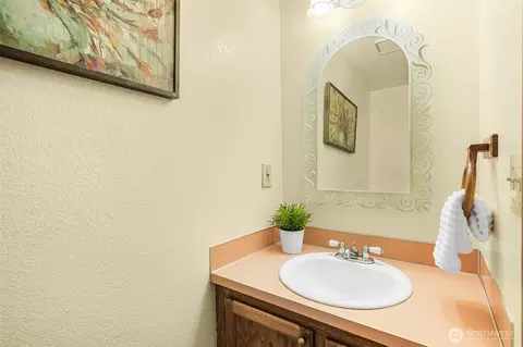 Bath - 1226 224th Pl SW, Bothell, WA 98021 photo 1 of 4