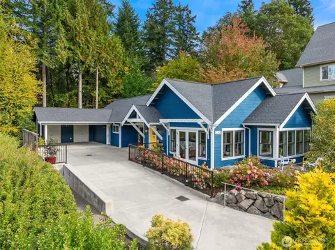 1250 NE Odin Ct, Poulsbo, WA 98370