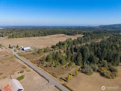 9999 Hooker Rd, Sequim, WA 98382 photo 2