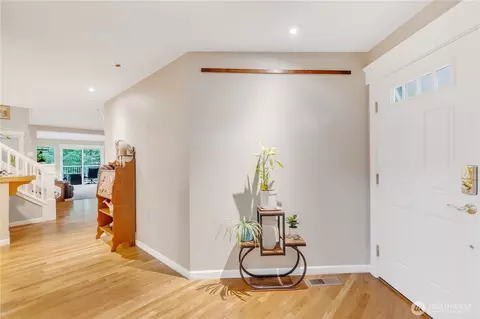 Entry Way - 160 E Soderberg Rd #L33, Allyn, WA 98524 photo 3 of 3
