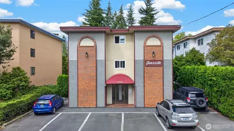 11249 Greenwood Ave N, Seattle, WA 98133