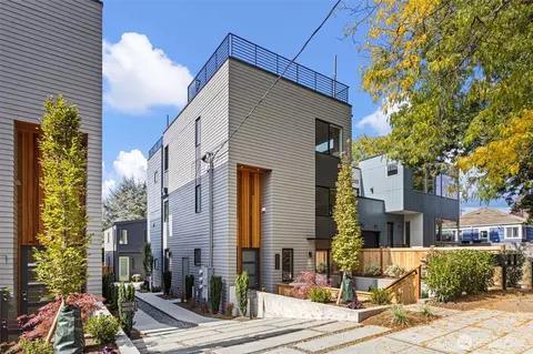 8039 Wallingford Ave N, Seattle, WA 98103