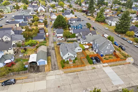 View/Area - 1711 24th St, Everett, WA 98201 photo 1 of 3