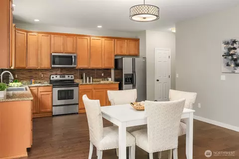 Kitchen - 23220 27th Dr SE, Bothell, WA 98021 photo 3 of 3